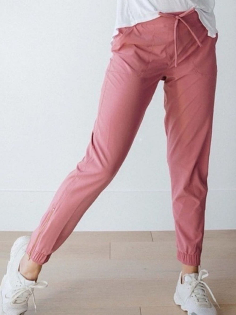 Albion Rose Pink Jetsetter Joggers - Size M Tall